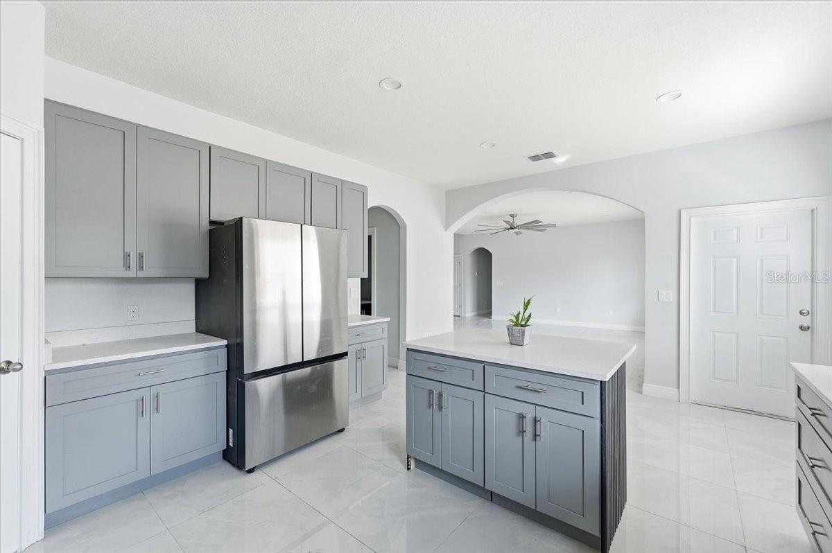 Image 13 of 56 For 4271 Magnolia Drive