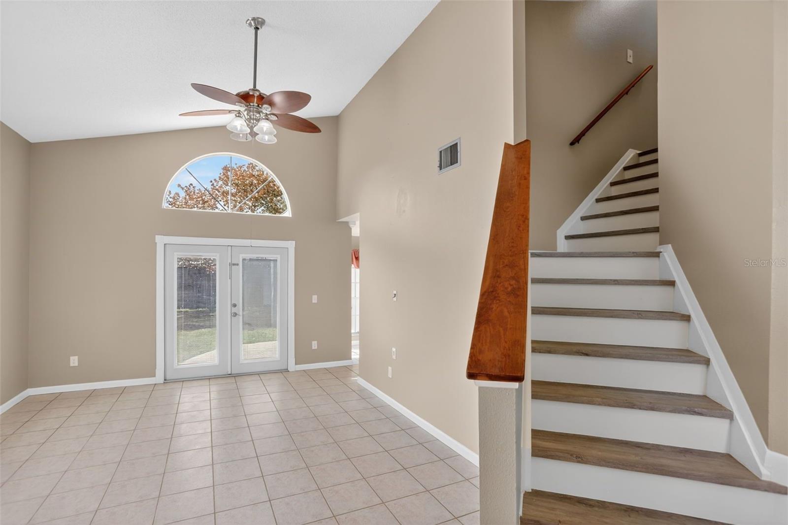 Image 3 of 68 For 10704 Satinwood Circle