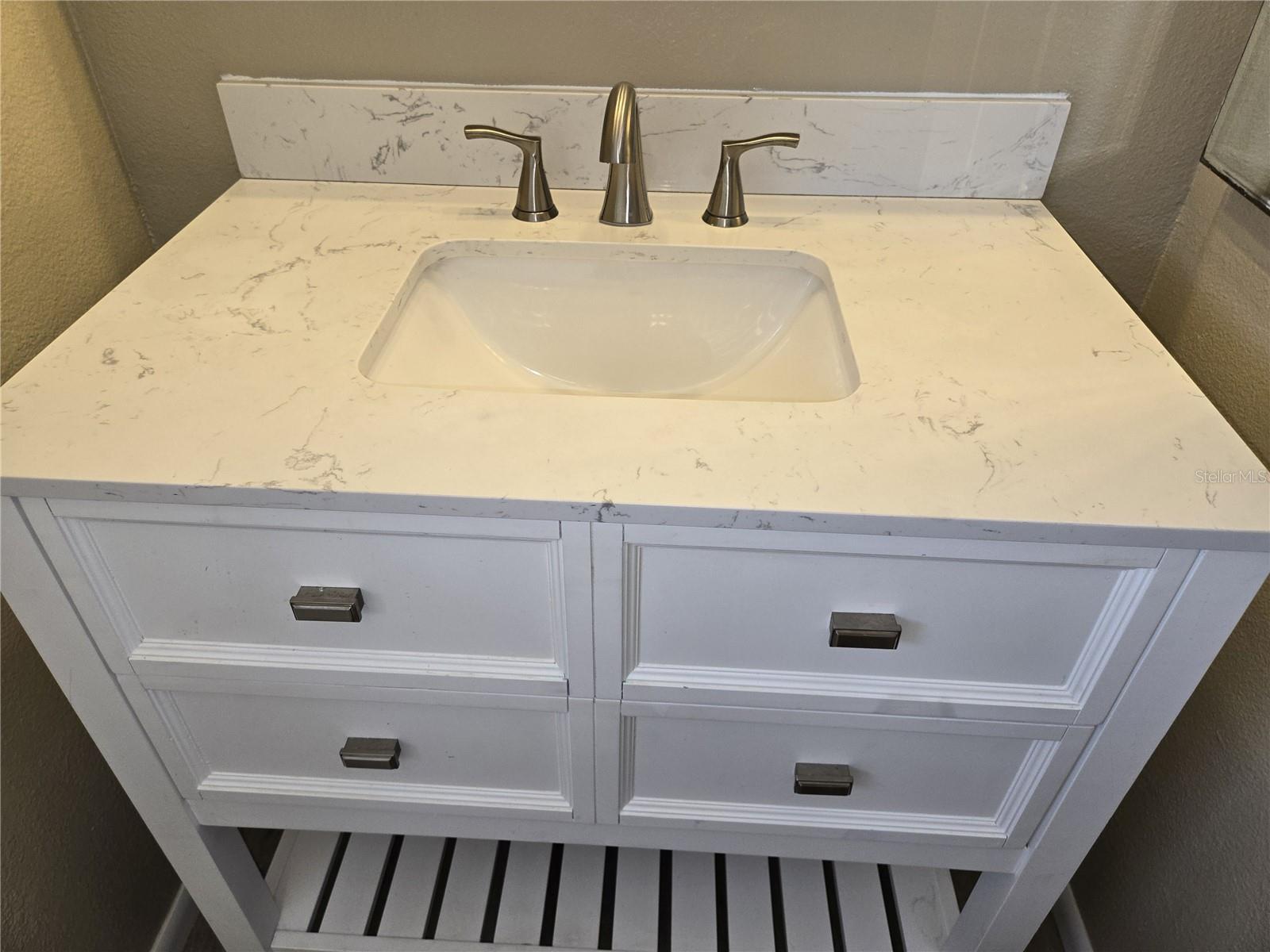 Image 36 of 68 For 10704 Satinwood Circle