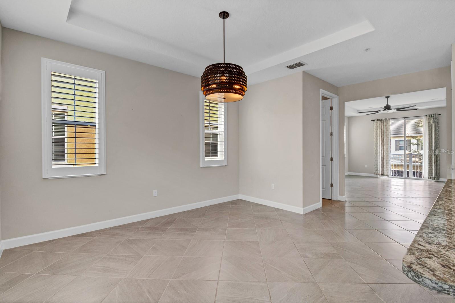 Image 24 of 42 For 911 Brutus Terrace