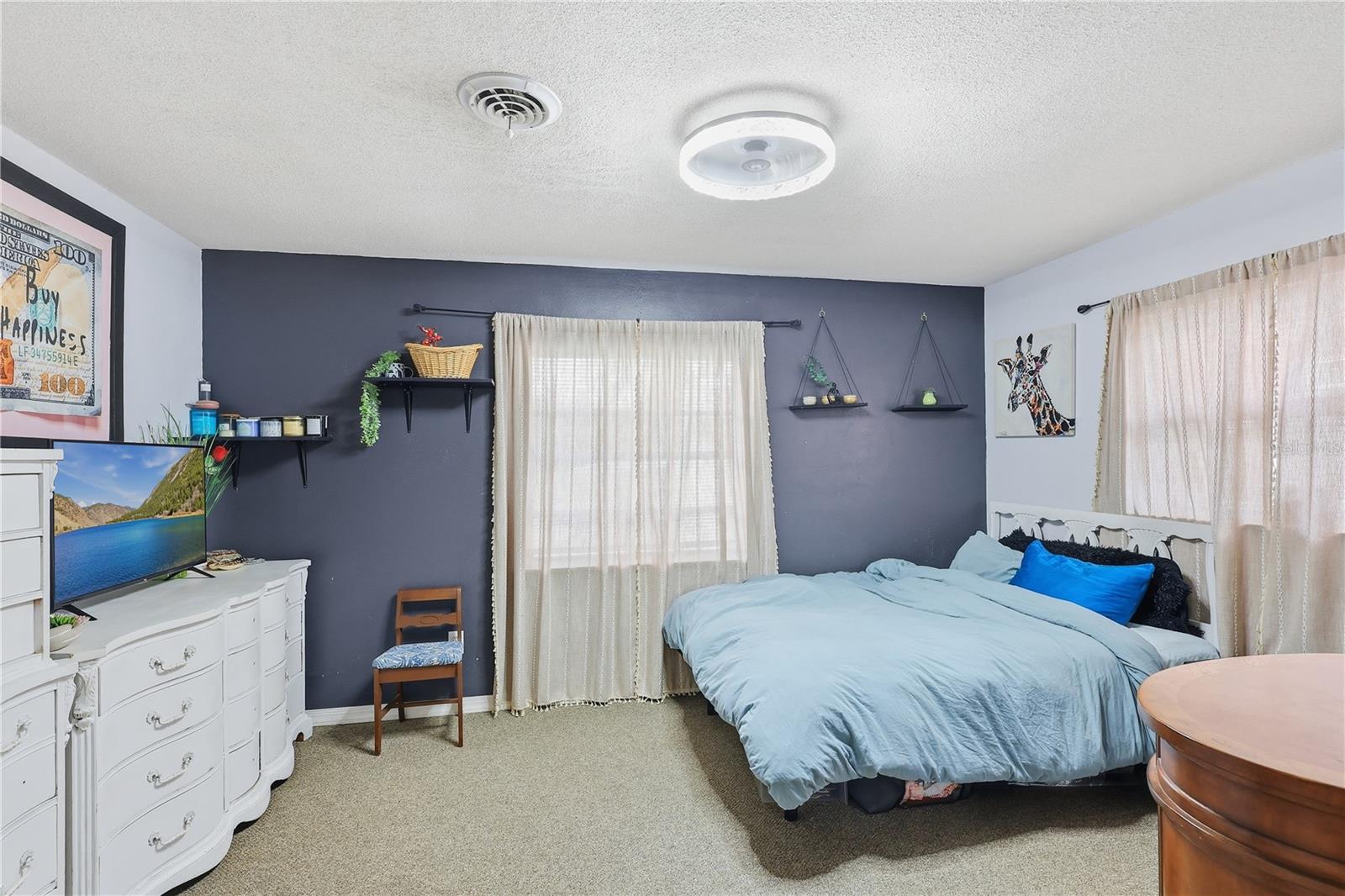 Image 12 of 31 For 217 Spencer Street