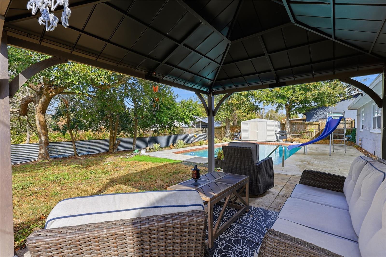 Image 24 of 31 For 217 Spencer Street