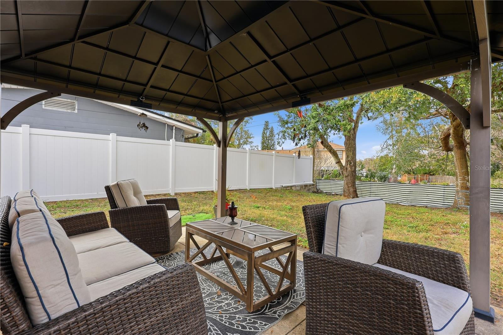 Image 25 of 31 For 217 Spencer Street