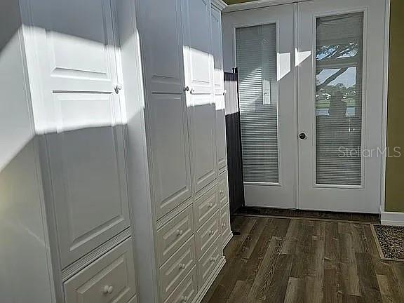 Image 11 of 37 For 618 Crossfield Circle 37