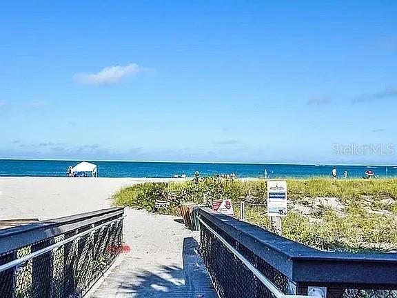 Image 34 of 37 For 618 Crossfield Circle 37