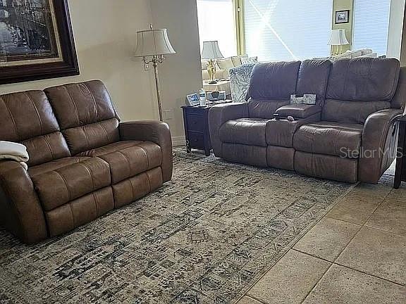 Image 7 of 37 For 618 Crossfield Circle 37