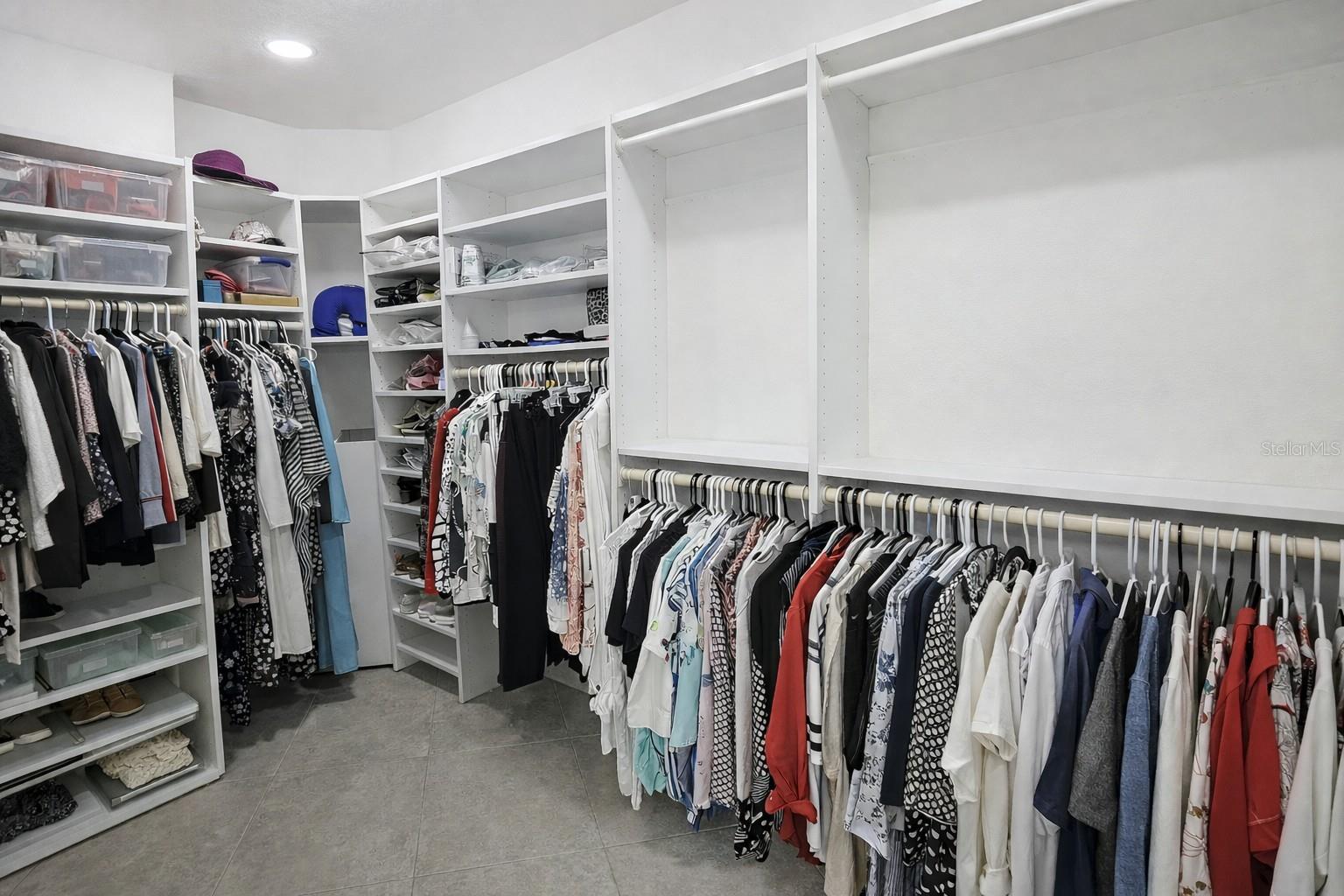 Image 9 of 37 For 618 Crossfield Circle 37