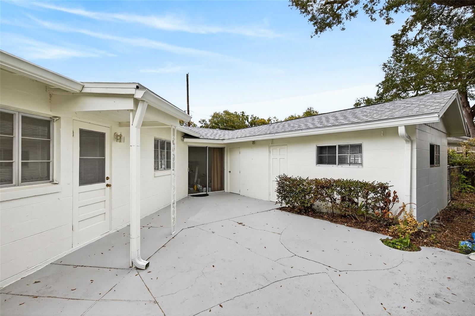 Image 17 of 24 For 821 Winthrop Place