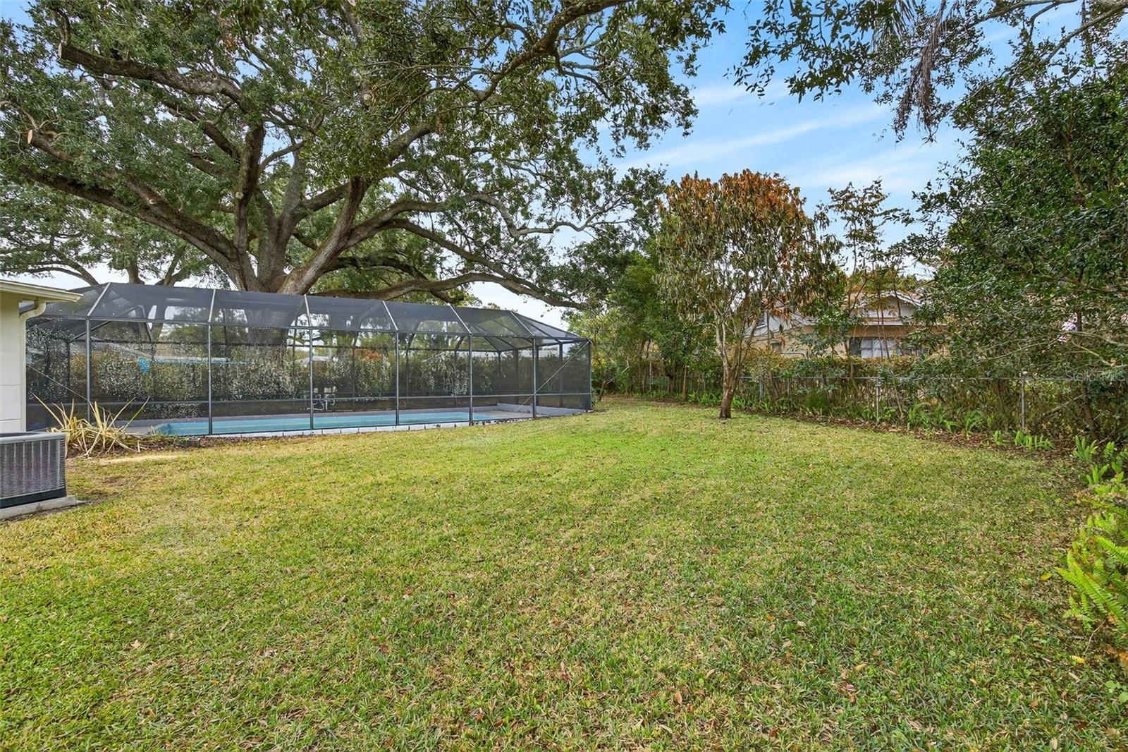 Image 21 of 24 For 821 Winthrop Place