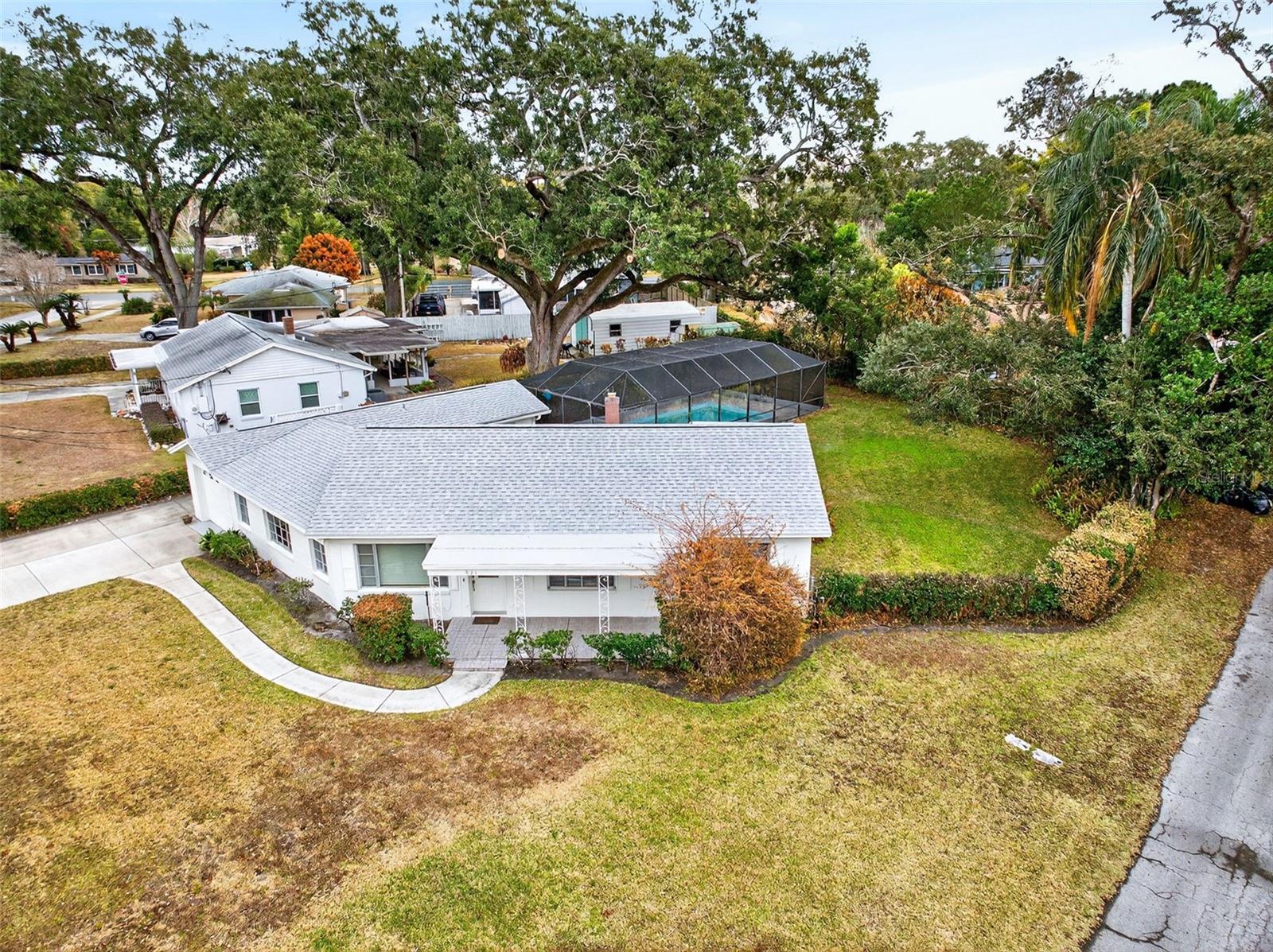 Image 22 of 24 For 821 Winthrop Place