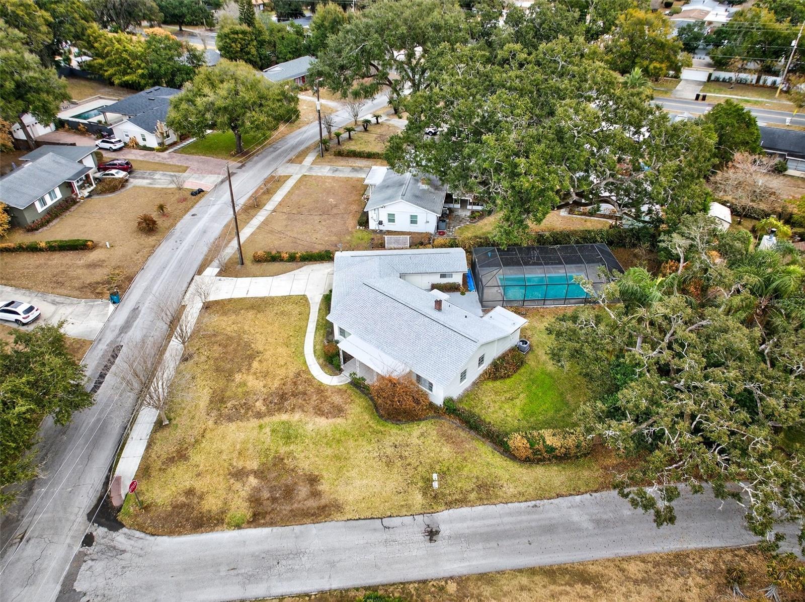 Image 23 of 24 For 821 Winthrop Place