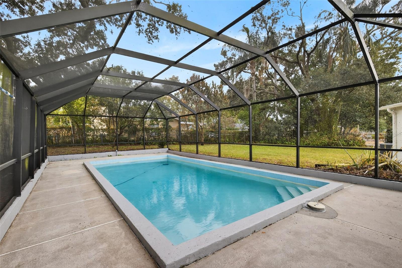 Image 3 of 24 For 821 Winthrop Place