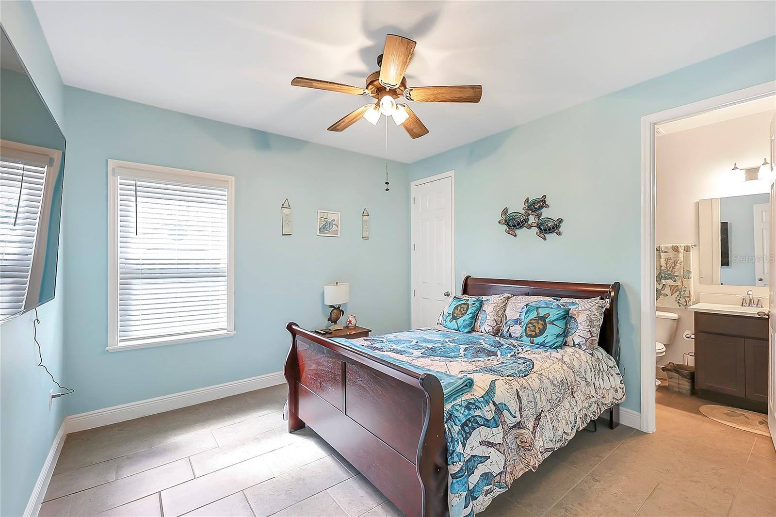 Image 15 of 63 For 42151 Tamarac Street