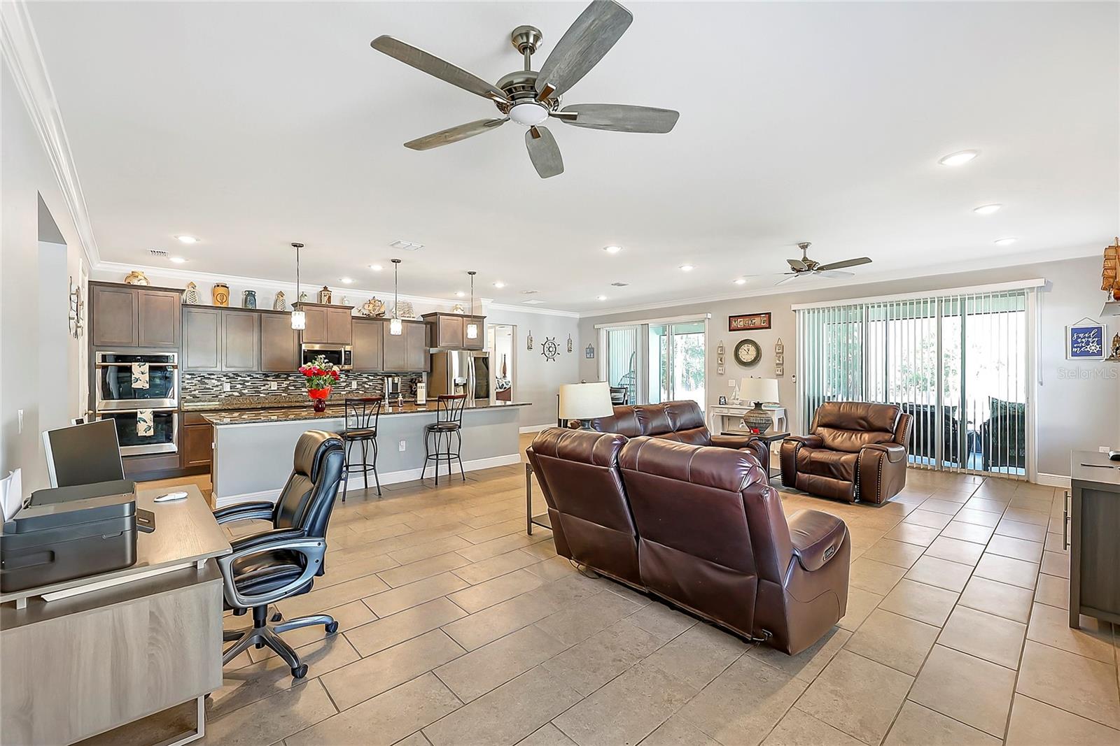 Image 20 of 63 For 42151 Tamarac Street