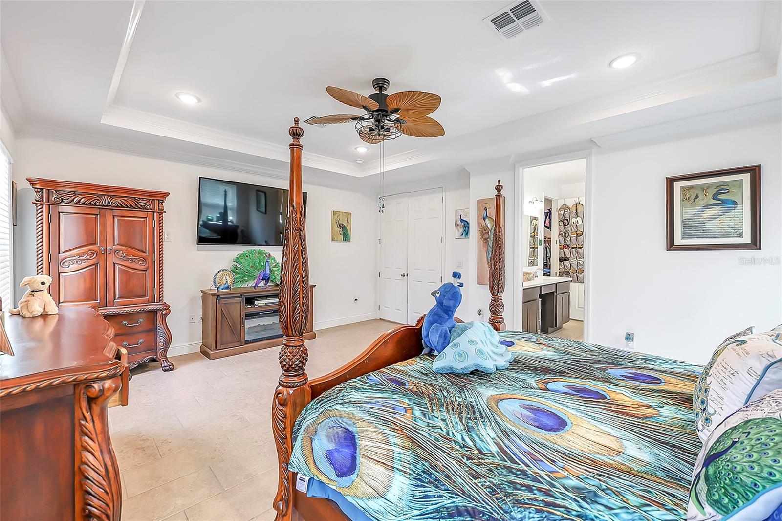 Image 32 of 63 For 42151 Tamarac Street