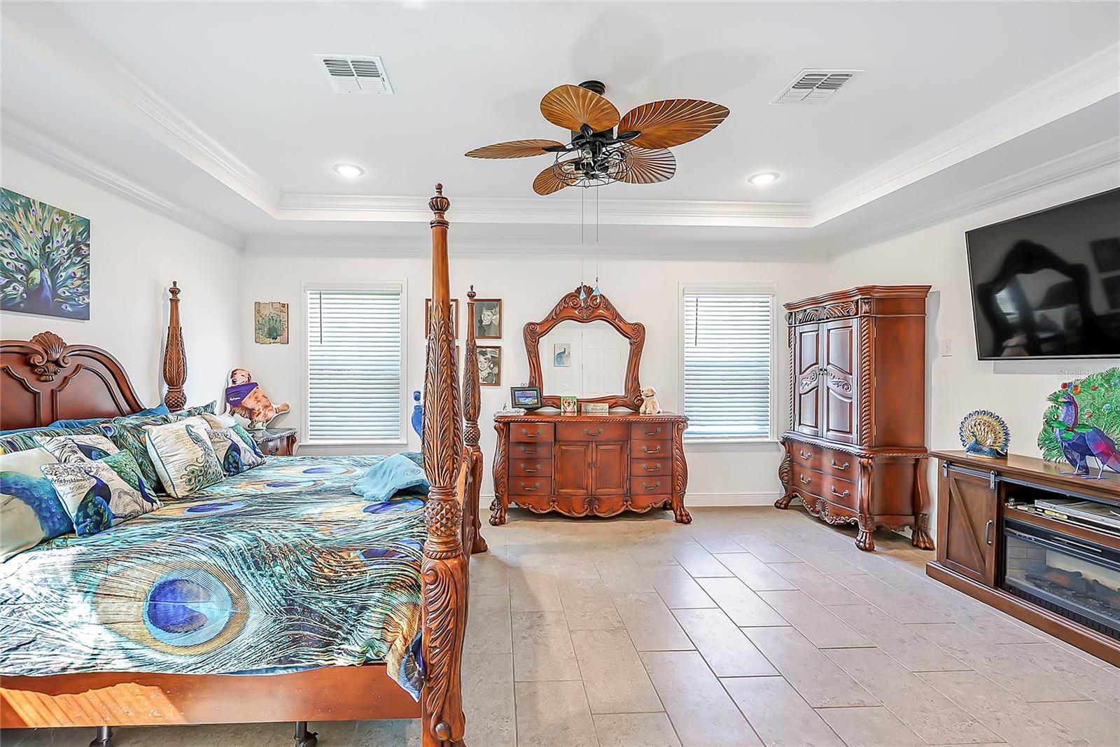 Image 33 of 63 For 42151 Tamarac Street