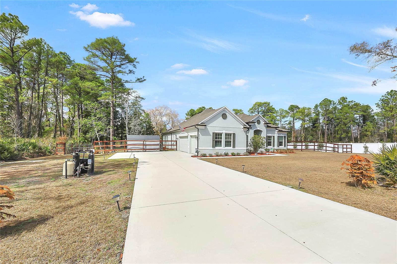 Image 4 of 63 For 42151 Tamarac Street