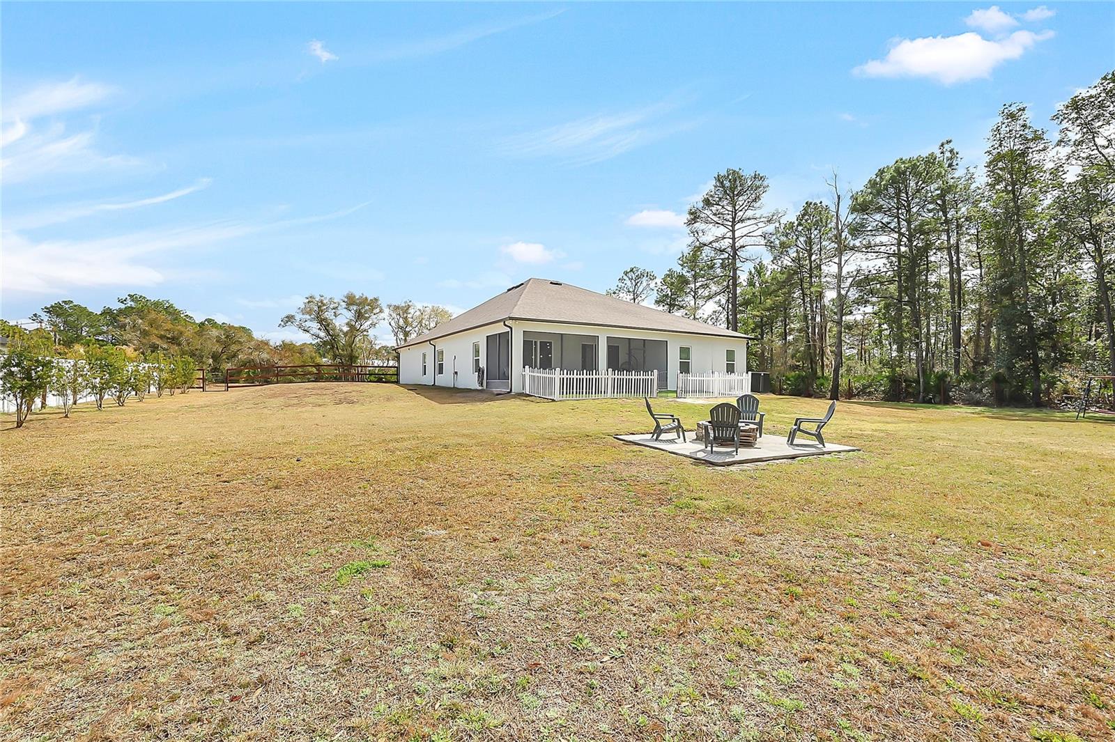 Image 43 of 63 For 42151 Tamarac Street