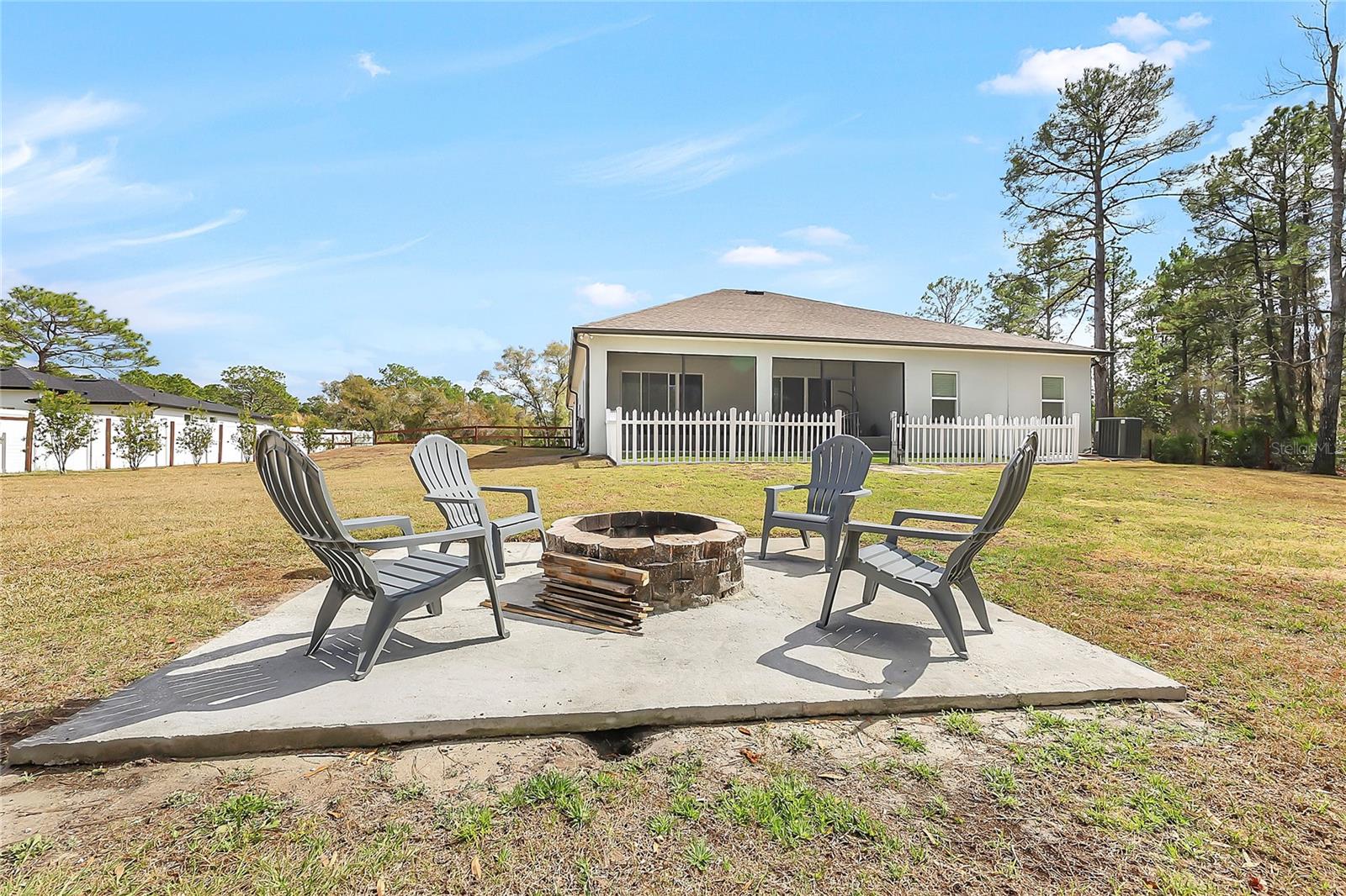 Image 49 of 63 For 42151 Tamarac Street