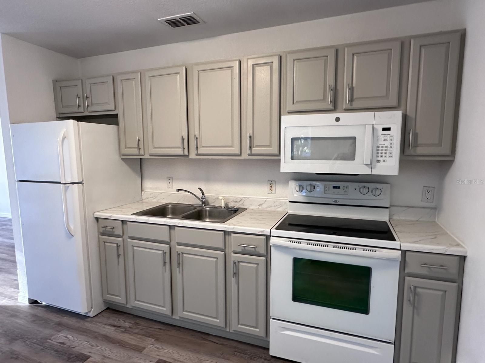 Image 8 of 14 For 3112 Avenue V Nw B