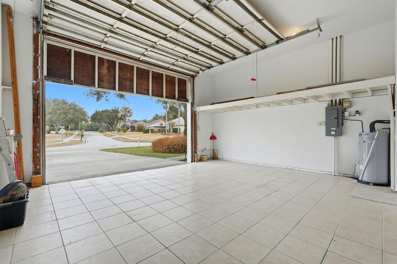 Image 17 of 66 For 5941 Marville Circle