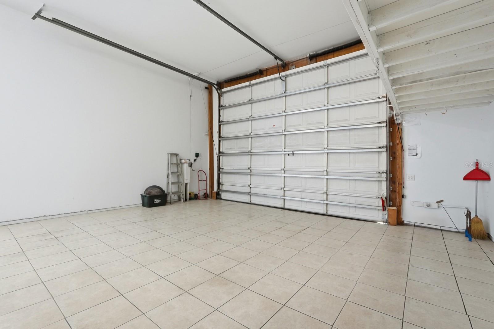 Image 44 of 66 For 5941 Marville Circle