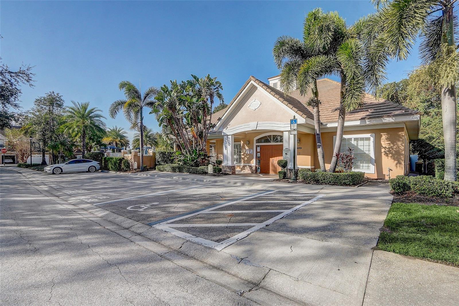 Image 27 of 33 For 7624 Bay Port Road 40