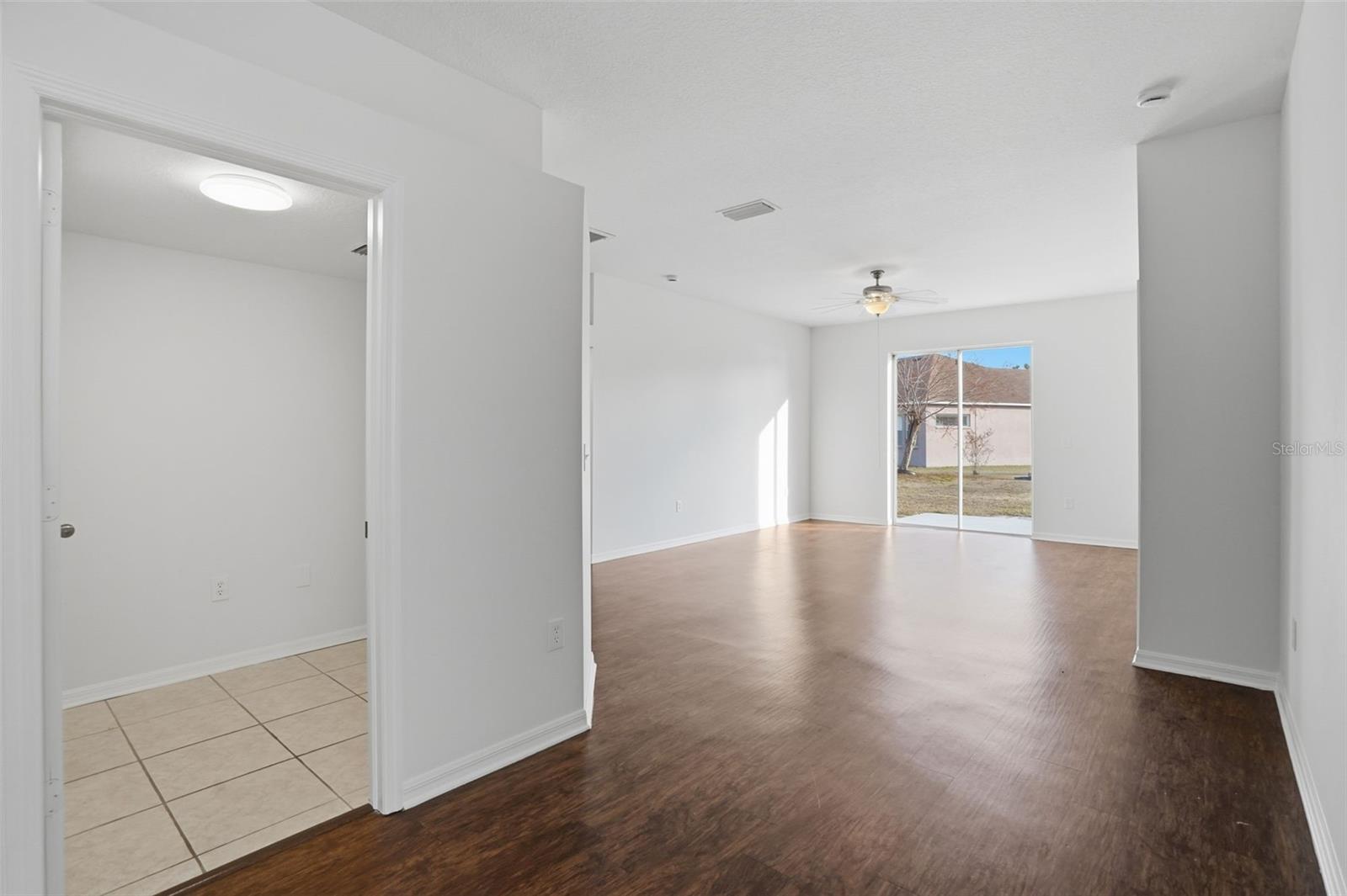 Image 4 of 26 For 7044 Monarch Park Drive