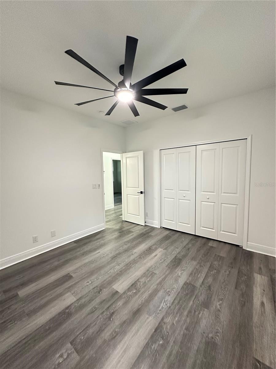 Image 9 of 19 For 13311 Midway Avenue