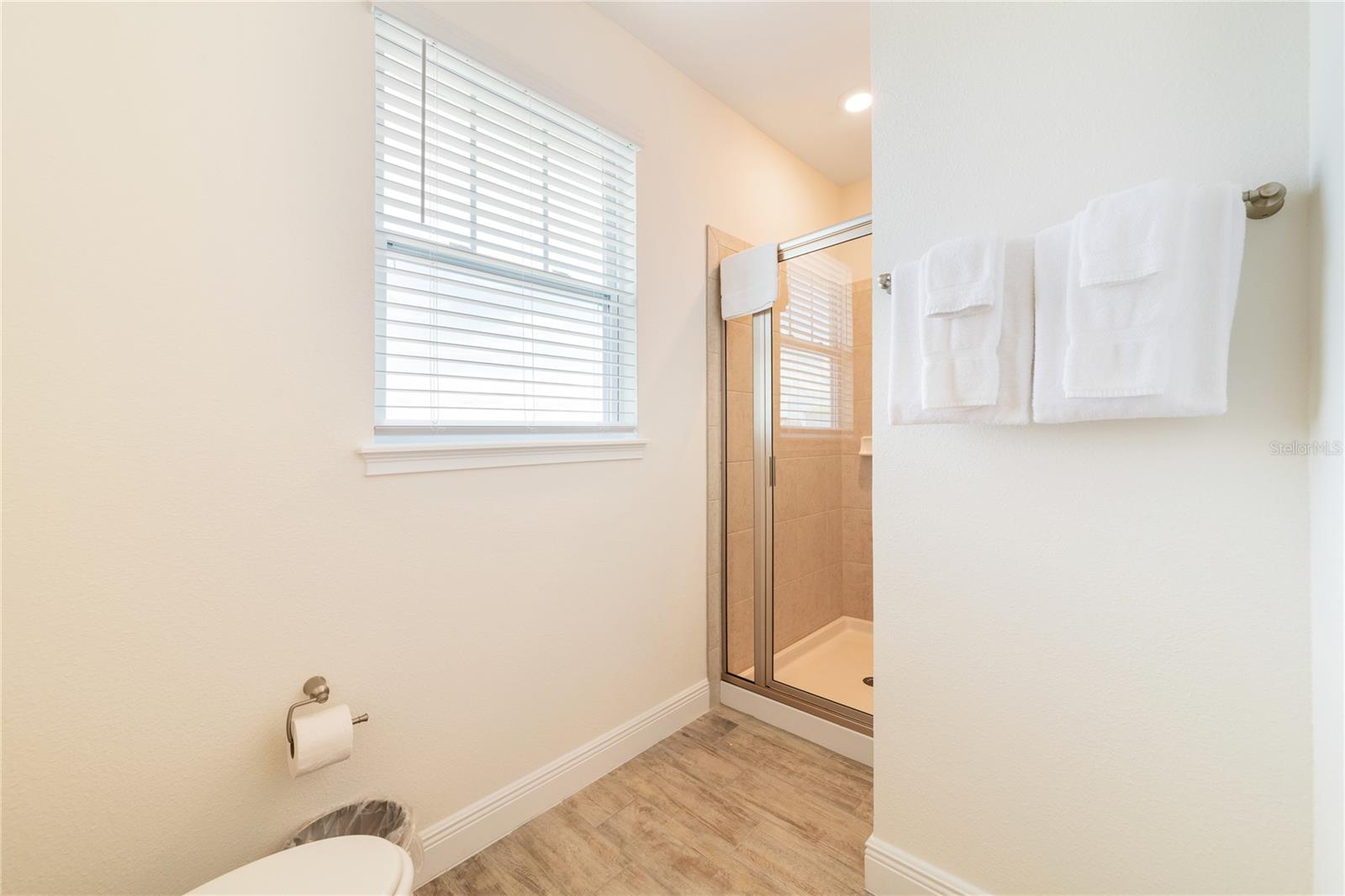 Image 15 of 87 For 8009 Surf Street