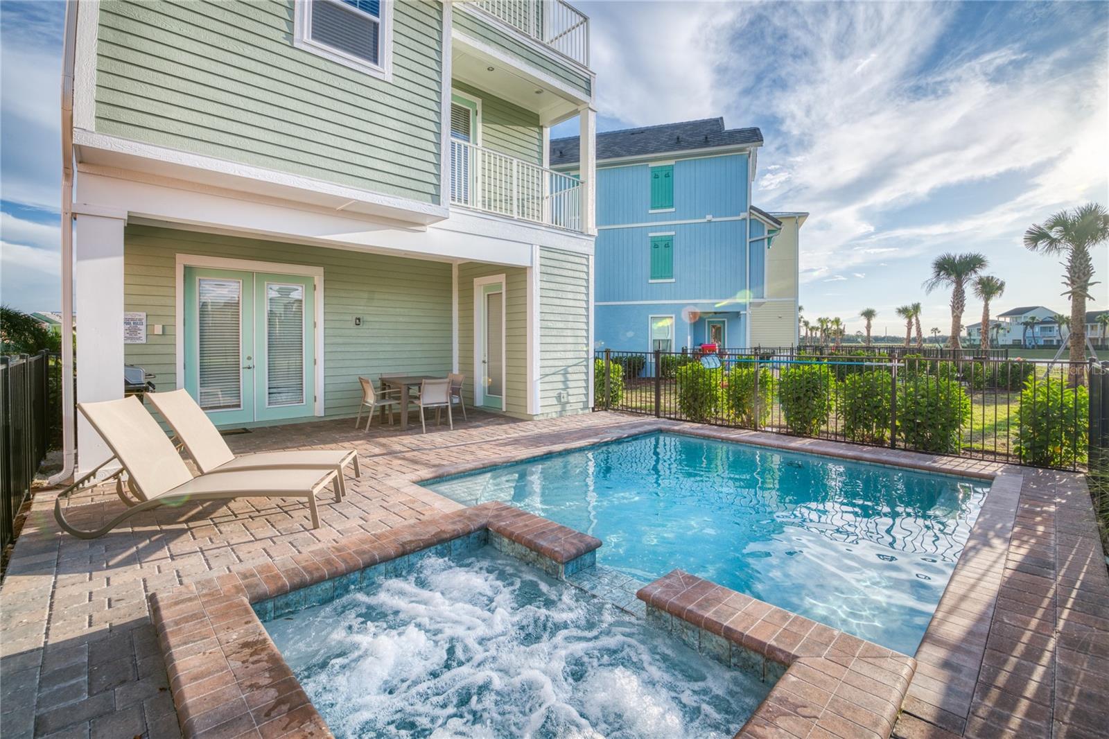 Image 2 of 87 For 8009 Surf Street