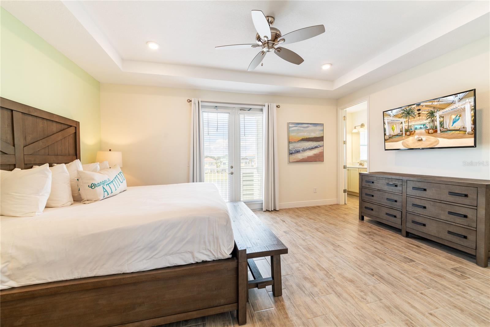 Image 21 of 87 For 8009 Surf Street