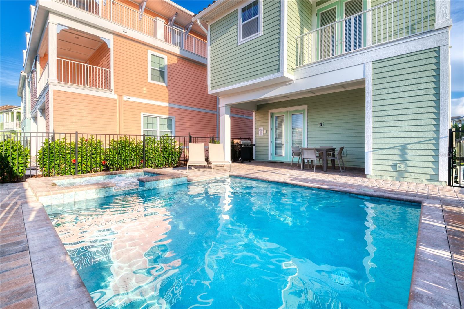 Image 3 of 87 For 8009 Surf Street