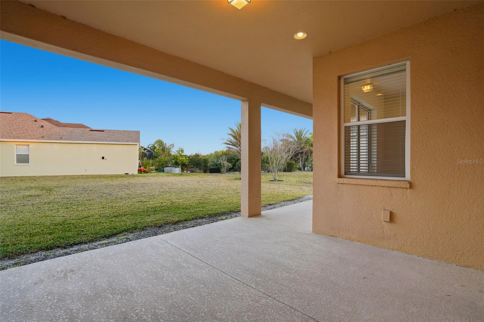 Image 32 of 34 For 15692 Lemon Fish Drive