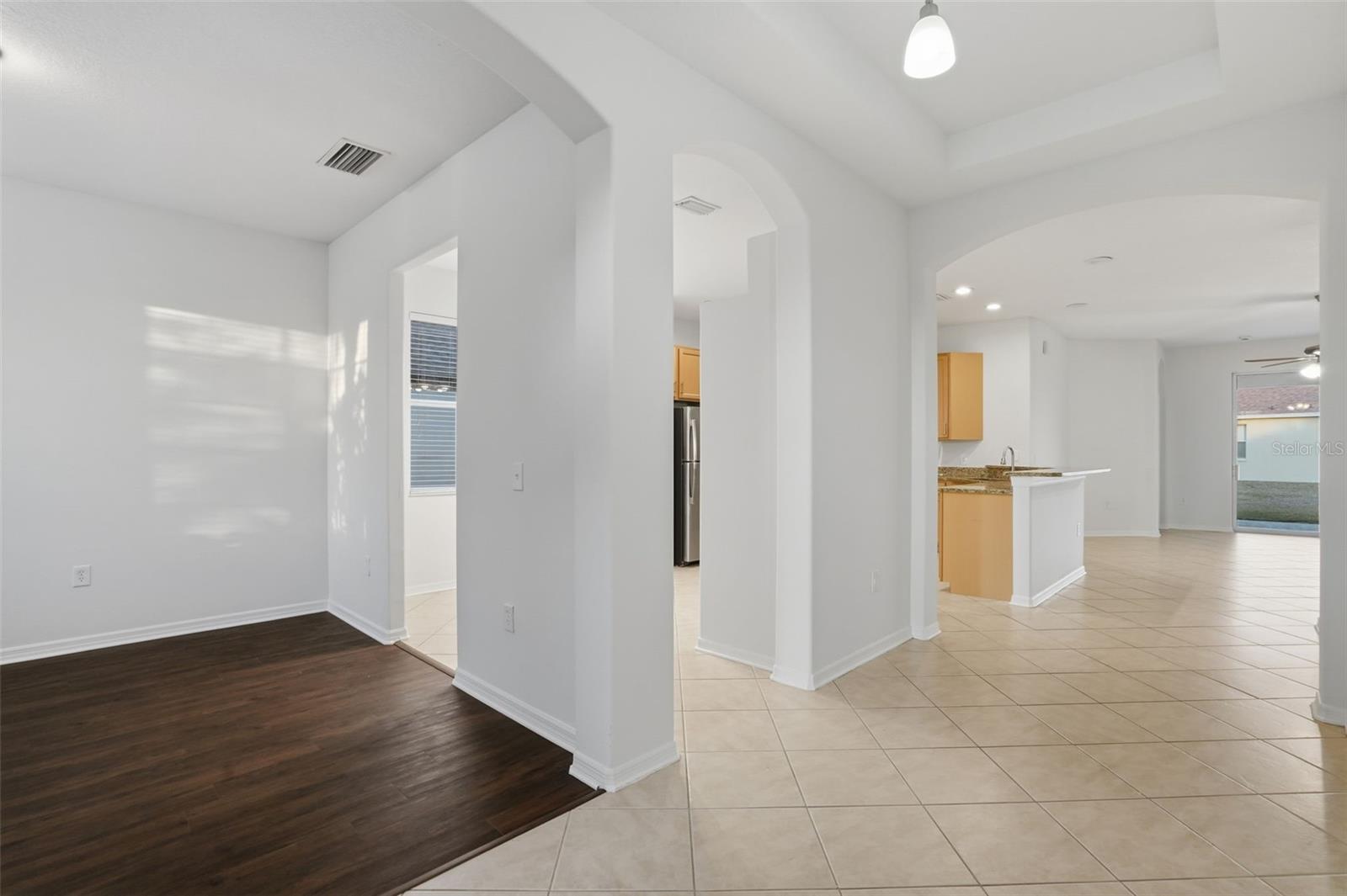 Image 4 of 34 For 15692 Lemon Fish Drive