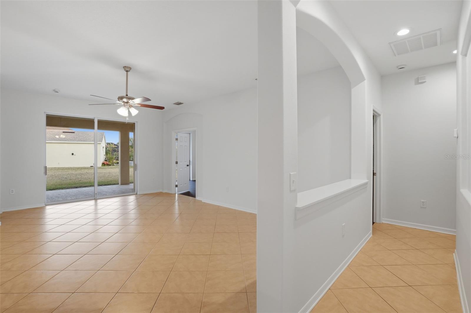 Image 7 of 34 For 15692 Lemon Fish Drive