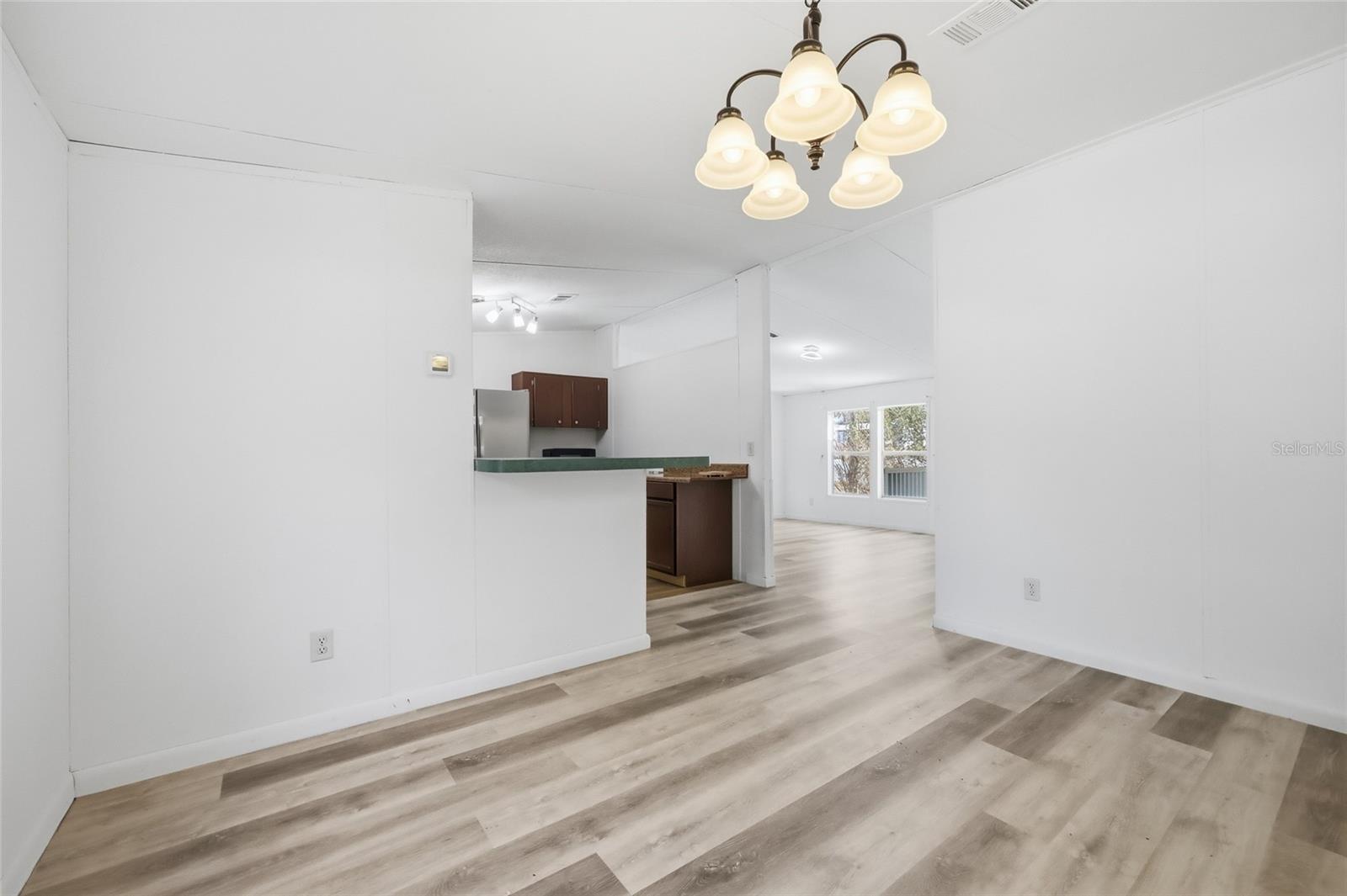 Image 10 of 37 For 17058 95 Th Court