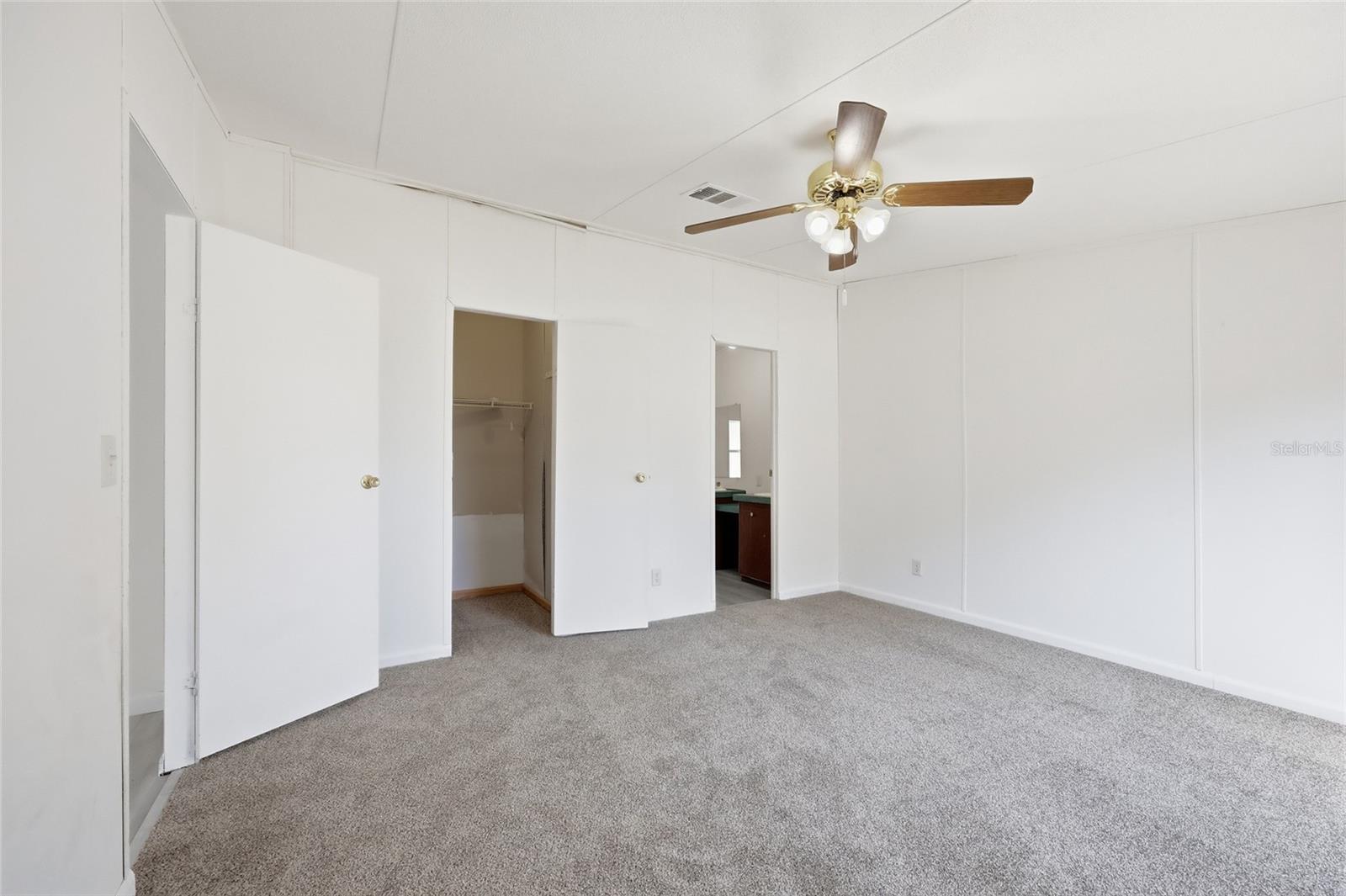 Image 18 of 37 For 17058 95 Th Court