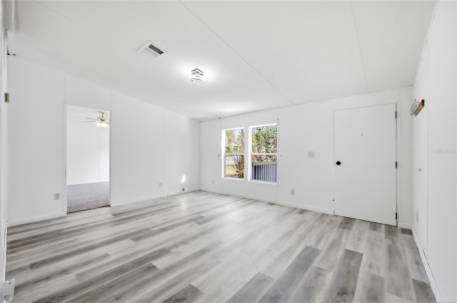 Image 24 of 37 For 17058 95 Th Court