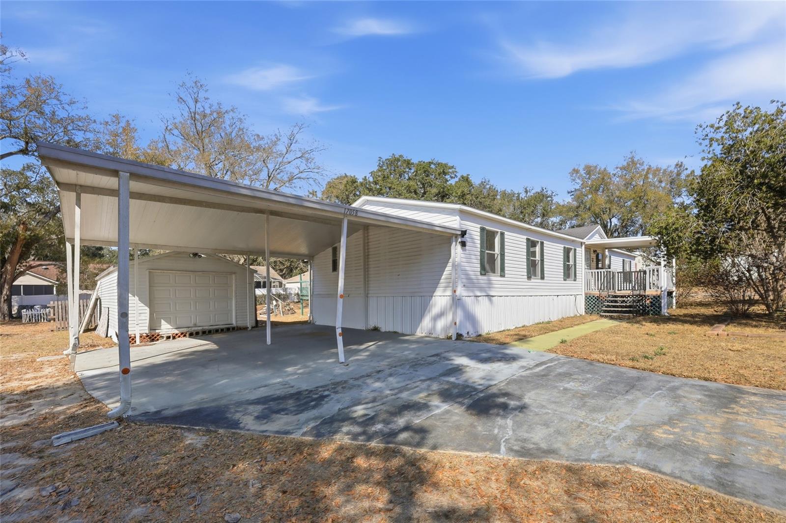 Image 27 of 37 For 17058 95 Th Court