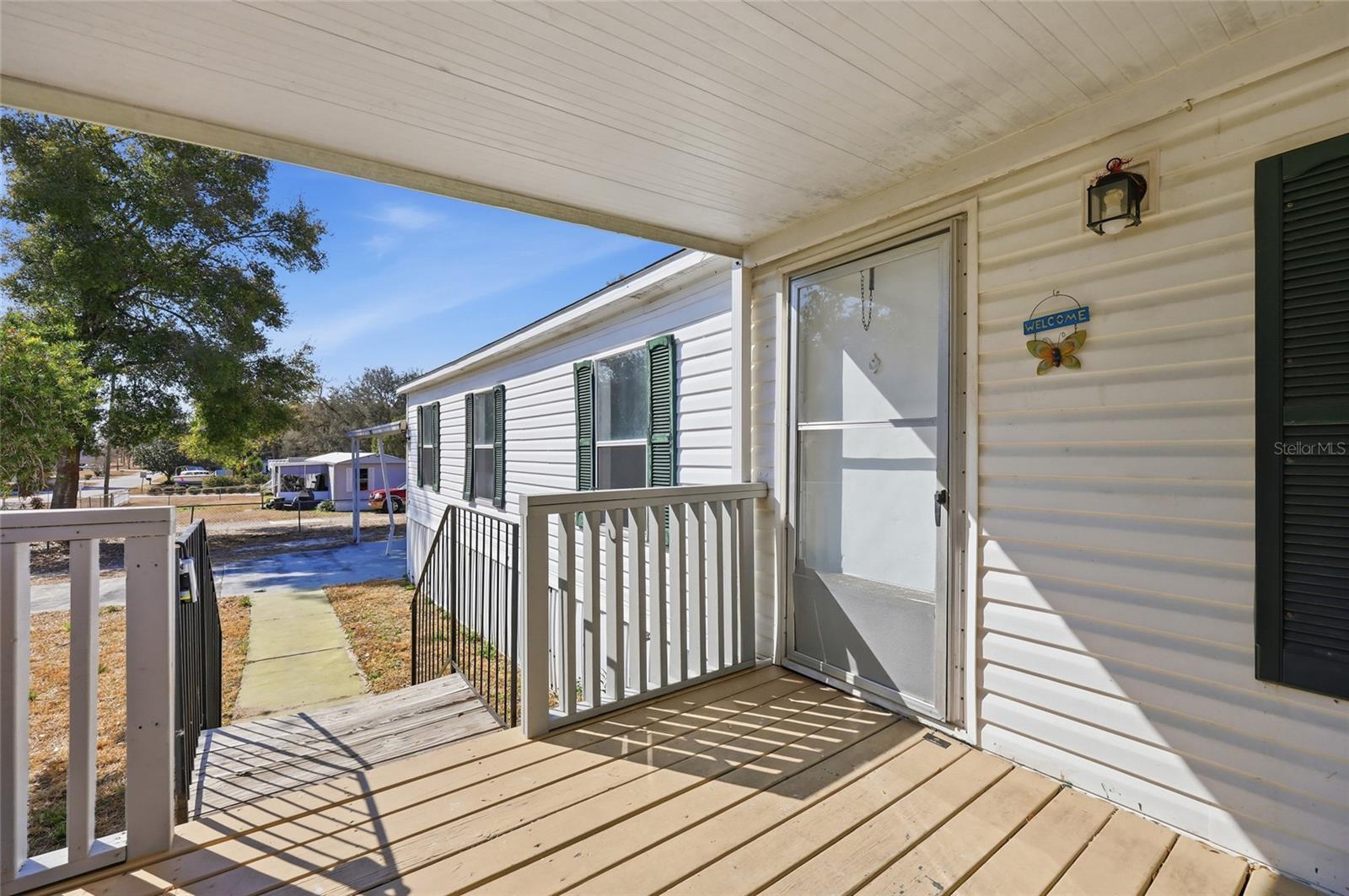 Image 28 of 37 For 17058 95 Th Court