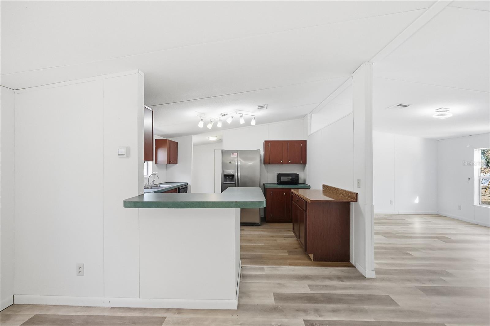 Image 9 of 37 For 17058 95 Th Court