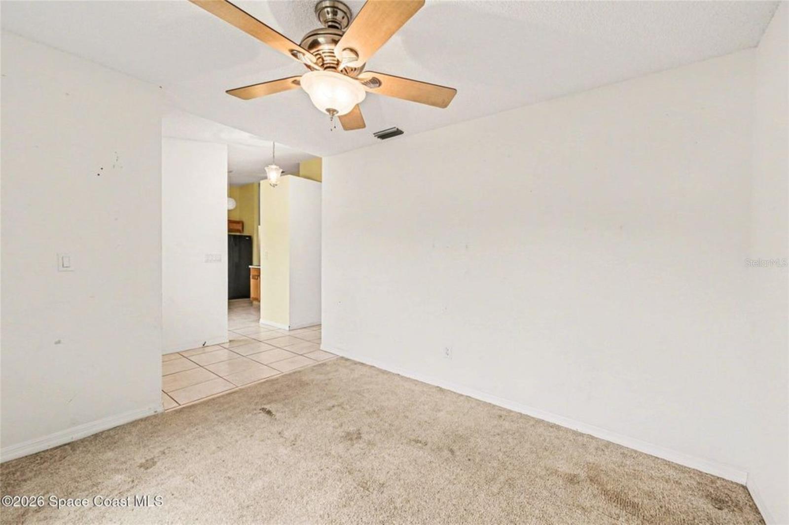 Image 20 of 27 For 1002 Jacaranda Circle