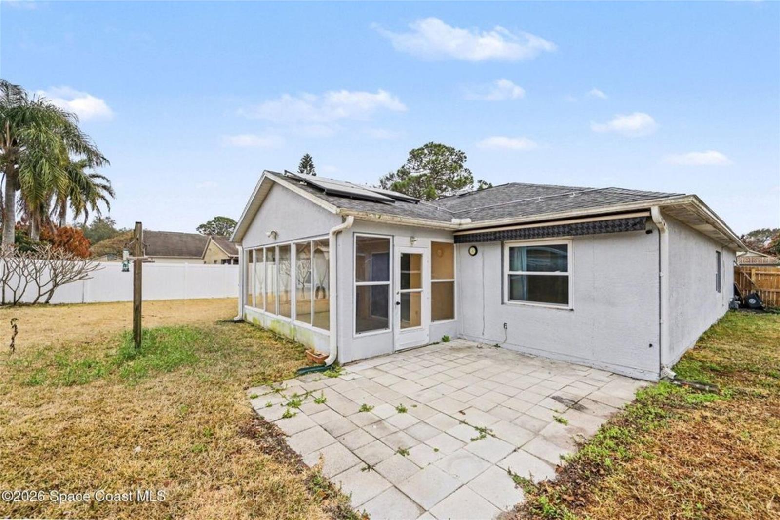 Image 25 of 27 For 1002 Jacaranda Circle