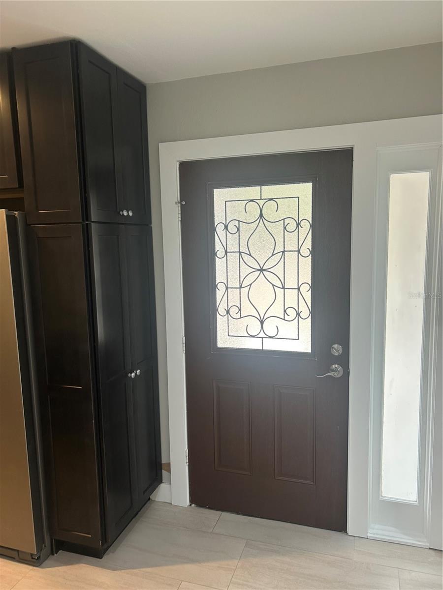 Image 10 of 52 For 1725 Mosher Drive