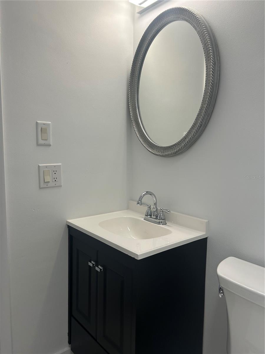 Image 37 of 52 For 1725 Mosher Drive