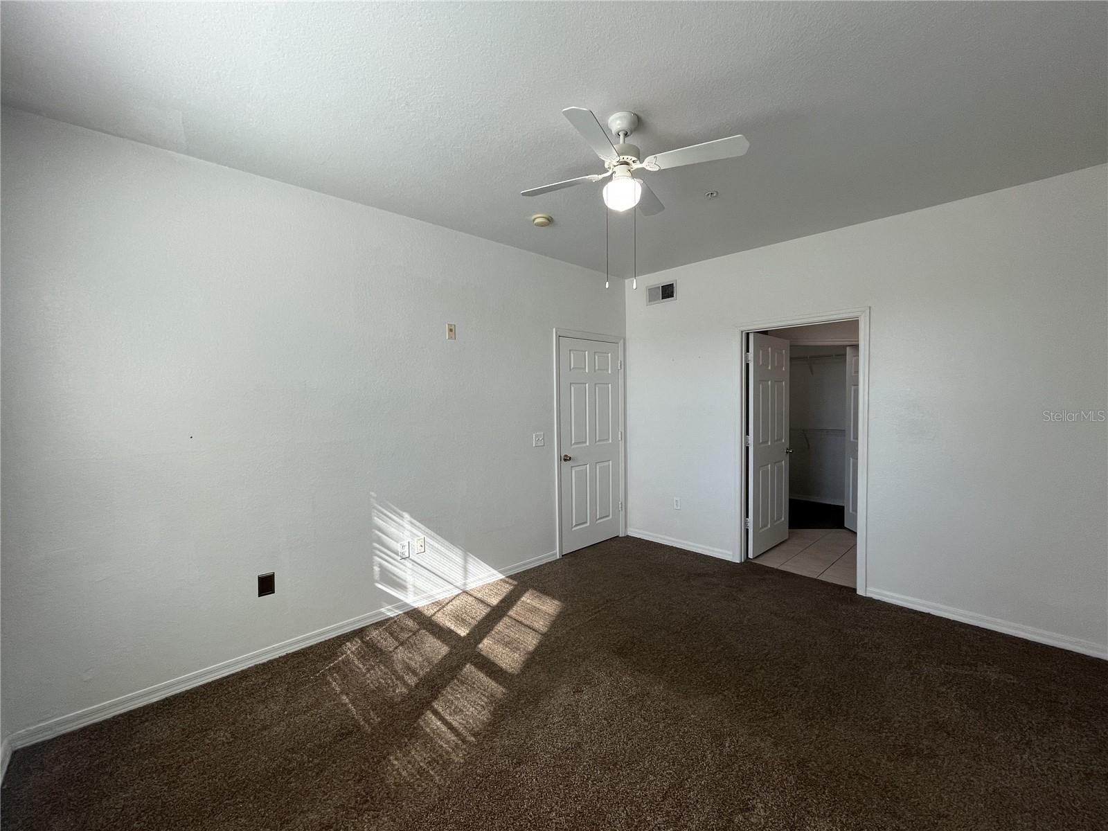 Image 10 of 29 For 3428 Soho Street B06