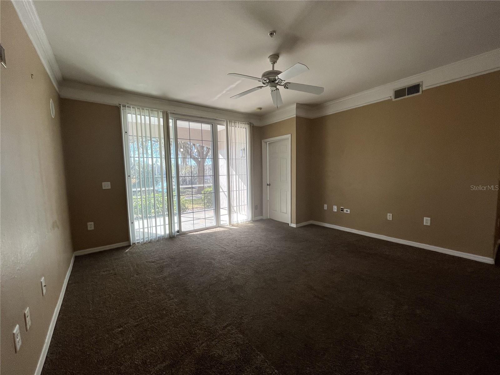 Image 15 of 29 For 3428 Soho Street B06