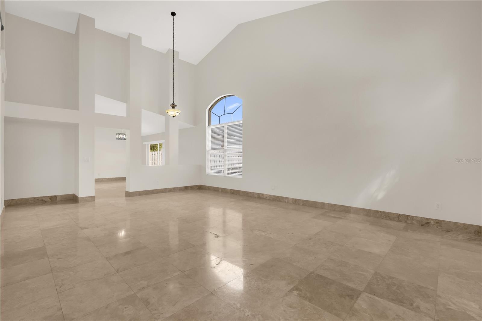 Image 3 of 25 For 10218 Facet Court