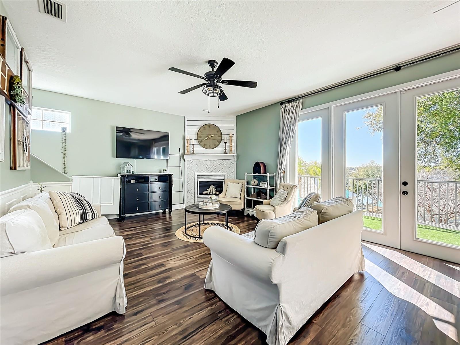 Image 32 of 99 For 1422 5th  